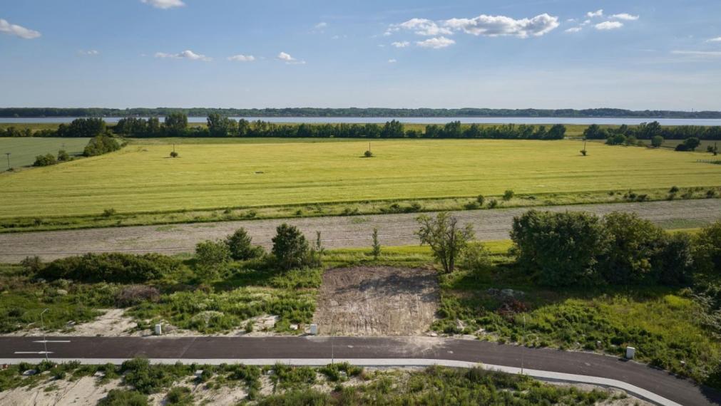 Neibrs | Investičný pozemok s právoplatným SP na Rodinný dvojdom s dvomi bytovými jednotkami, 505 m2