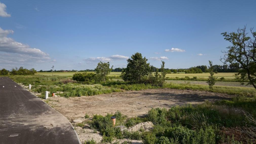 Neibrs | Investičný pozemok s právoplatným SP na Rodinný dvojdom s dvomi bytovými jednotkami, 505 m2