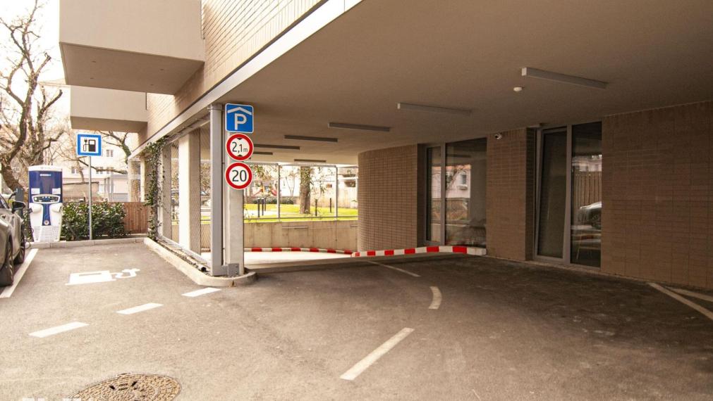 Neibrs | Na prenájom  parkovacie miesto v suteréne budovy, NOVÁ Vajnorská