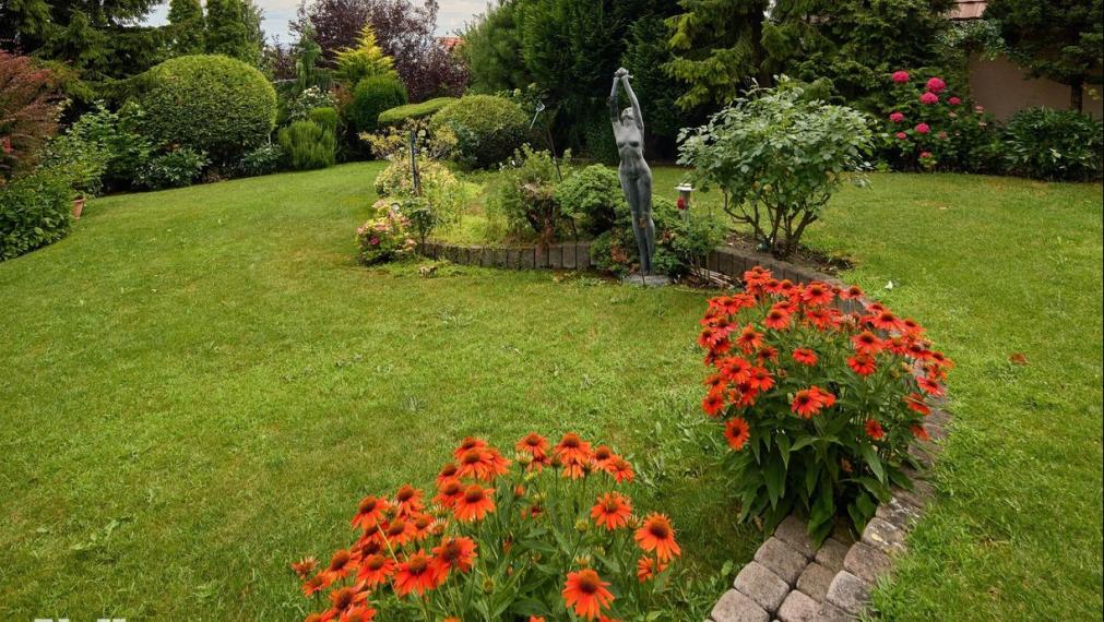 Neibrs | Exkluzívne na predaj luxusná vila s wellness, fitness, záhradou, bazénom, garážou, Chladná ul., Rača, Bartislava III