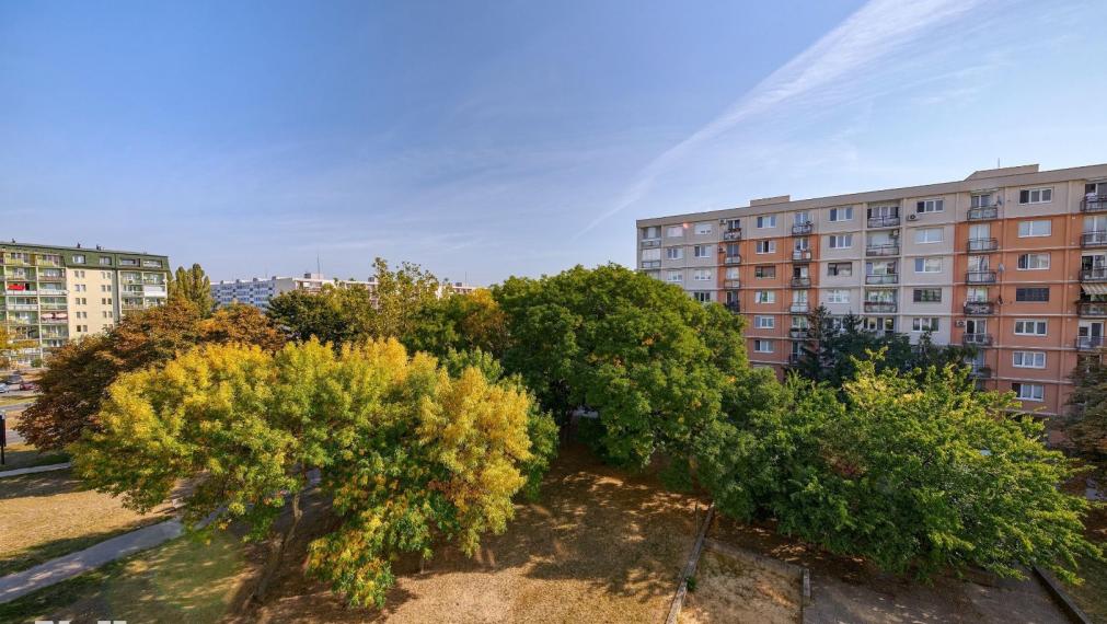 Neibrs | Prenájom 2 izb. bytu po kompletnej rekonštrukcii s balkónom, Exnárova ul. Ružinov