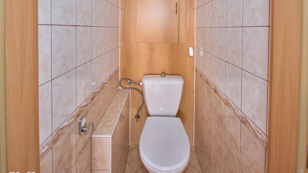 Neibrs | 4 izb. byt s loggiou na Nejedlého ul. v Dúbravke