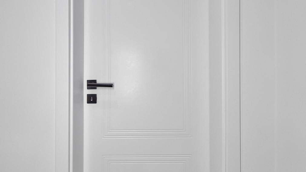 Neibrs | Dizajnový 3 izb. byt s 2 loggiami a balkónom, Martinčekova ul. Ružinov