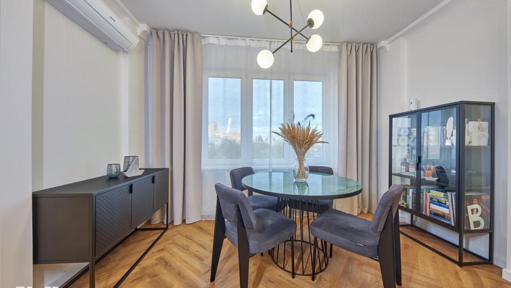 Neibrs | Dizajnový 3 izb. byt s 2 loggiami a balkónom, Martinčekova ul. Ružinov