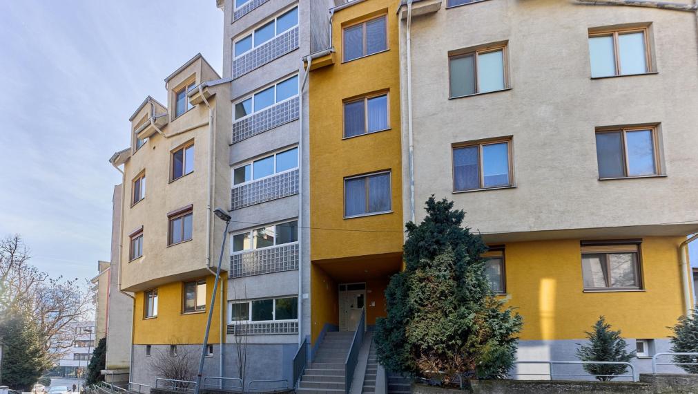 Neibrs | Dvojgaráž, tichá rezidencia, 112m² | Ideálny domov pre rodinu aj so psíkom