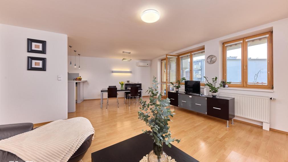 Neibrs | Dvojgaráž, tichá rezidencia, 112m² | Ideálny domov pre rodinu aj so psíkom