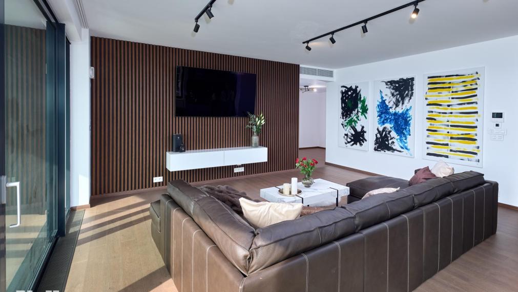 Neibrs | Eurovea Riverside | Prenájom luxusného 4- izbového bytu, 2x parking, 2x pivničná kobka