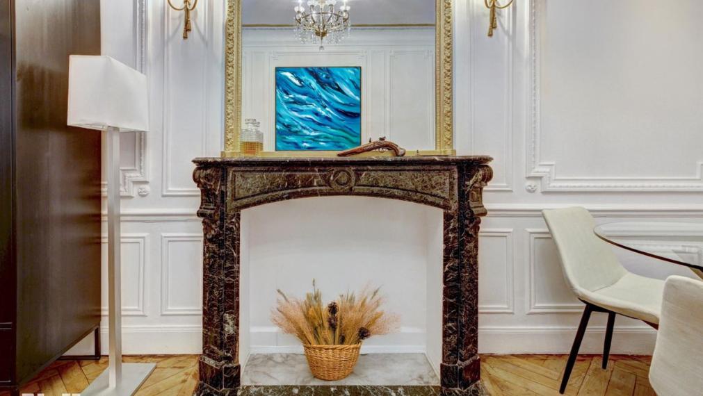 Neibrs | Na predaj výnimočný slnečný Loft s balkónom v srdci NICE pri mori, Quartier de Fleurs, NICE, Francúzsko