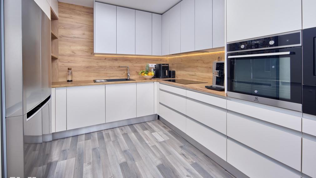 Neibrs | Novostavba 3 izbový byt s balkónom (10m²) a garážovým parkovacím miestom v projekte Matadorka