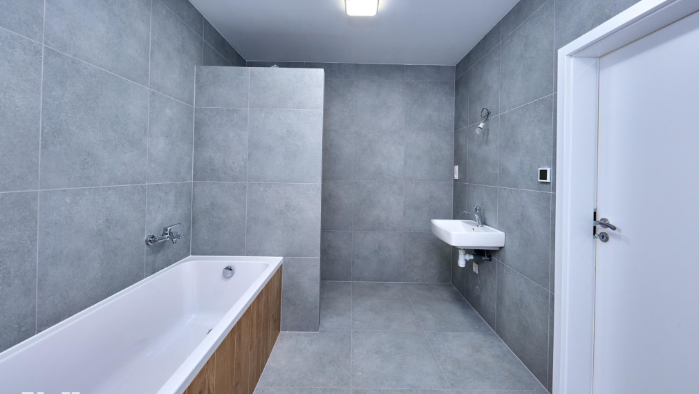 Neibrs | novostavba 4-izbového rodinného domu v štandarde – pripravený na nasťahovanie, Sládkovičovo