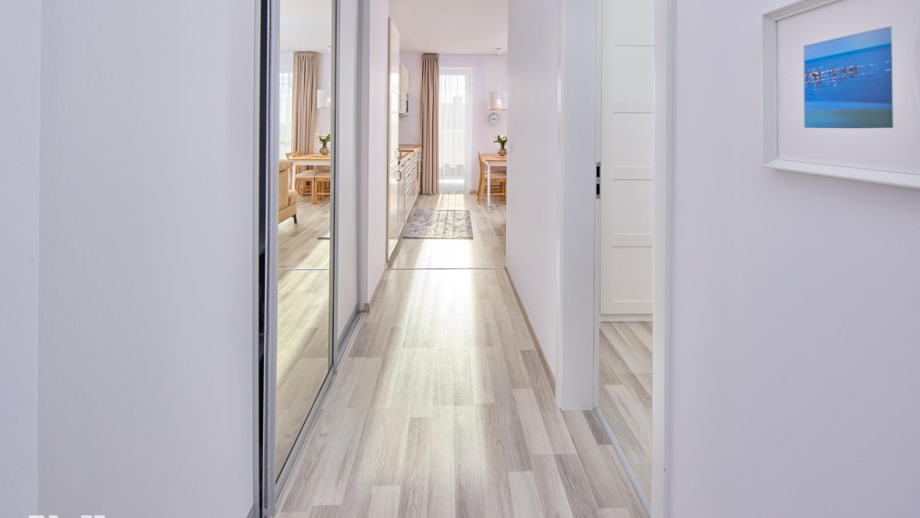 Neibrs | 3 izbový svetlý byt s balkónom (8m2) a parkovacím miestom