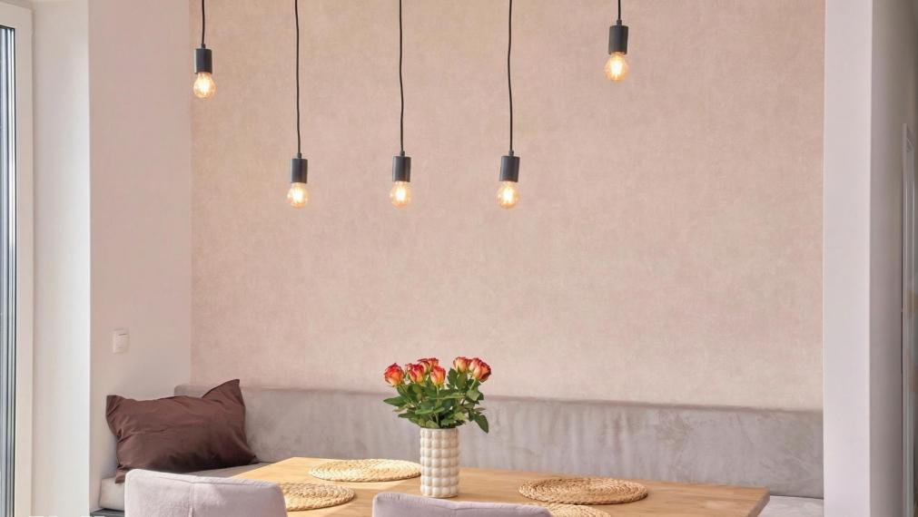 Neibrs |  4 - izbový priestranný byt na najvyššom poschodí v projekte Slnečnice – Viladomy.  