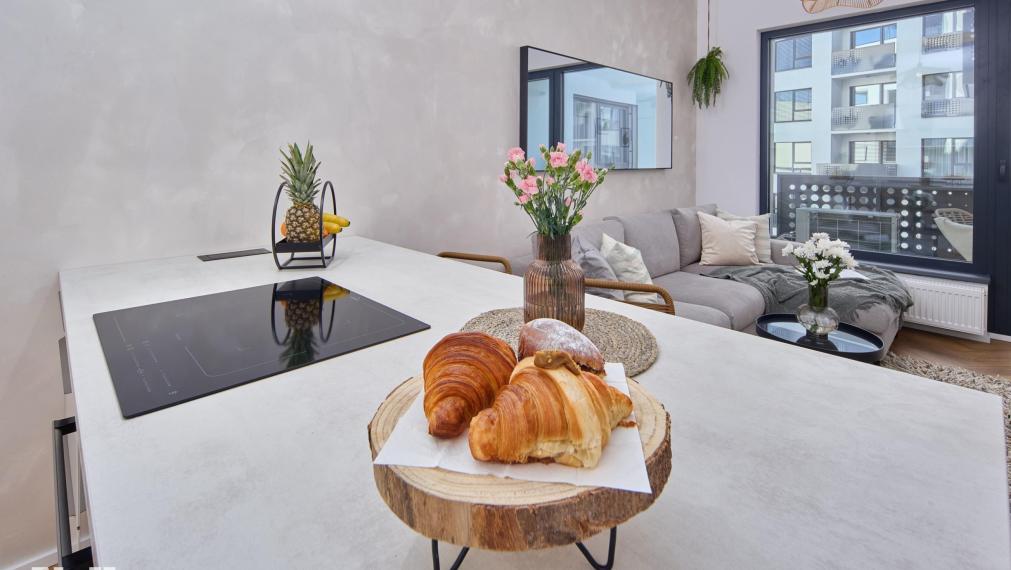 Neibrs | Vkusne zariadený 2 izb. byt v centre mesta vedľa prezidentskej záhrady, klimatizácia, loggia