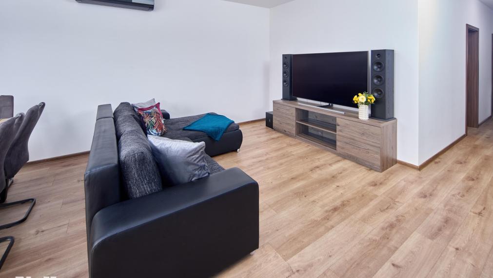 Neibrs | 4 -izbový byt v dome s terasou a 2 parkovacími miestami v Bernolákove