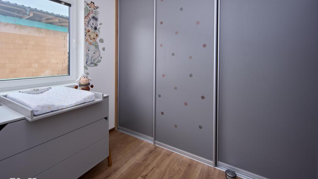 Neibrs | 4 -izbový byt v dome s terasou a 2 parkovacími miestami v Bernolákove