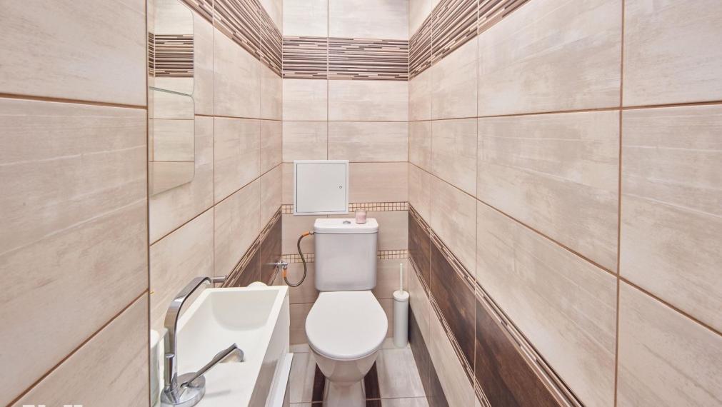 Neibrs | Na prenájom 2i zariadený byt s výťahom, 5m2 balkónom, špajzou, parkovaním, Palisády, Staré mesto Bratislava I