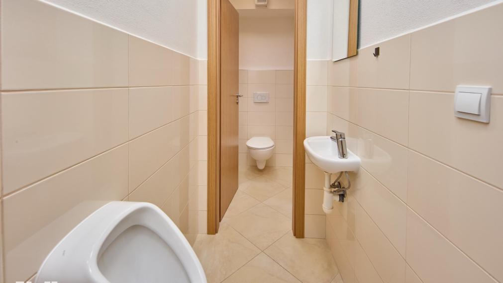 Neibrs | Záhradnícka ul. | Prenájom 6 kancelárií so zasadačkou, 122 m2