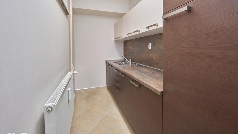 Neibrs | Záhradnícka ul. | Prenájom 6 kancelárií so zasadačkou, 122 m2