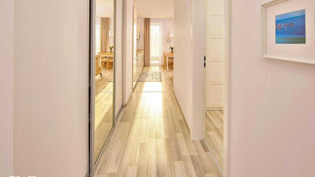 Neibrs | 3 izbový byt s balkónom (8m2) a parkovacím miestom