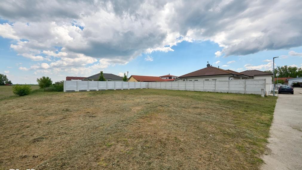 Neibrs | Pozemok pre samostatný RD alebo Dvojdom, všetky IS