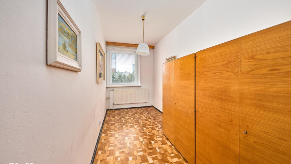 Neibrs | Dvojgarsónka deluxe s loggiou na Nobelovom nám. 