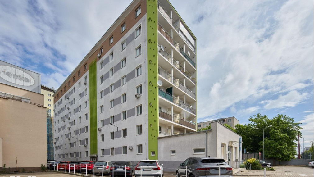 Neibrs | REZERVOVANÉ- Záhradnícka ul. - Nebytový priestor 122,34 m2, CENA 189.000,- Eur bez DPH