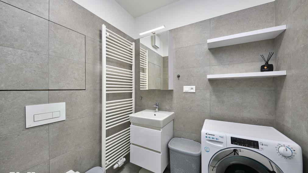 NEIBRS| Exkluzívne na prenájom nový 2i byt, 48m2 v centre, balkón, kobka, novostavba, Trenčianska, Bratislava
