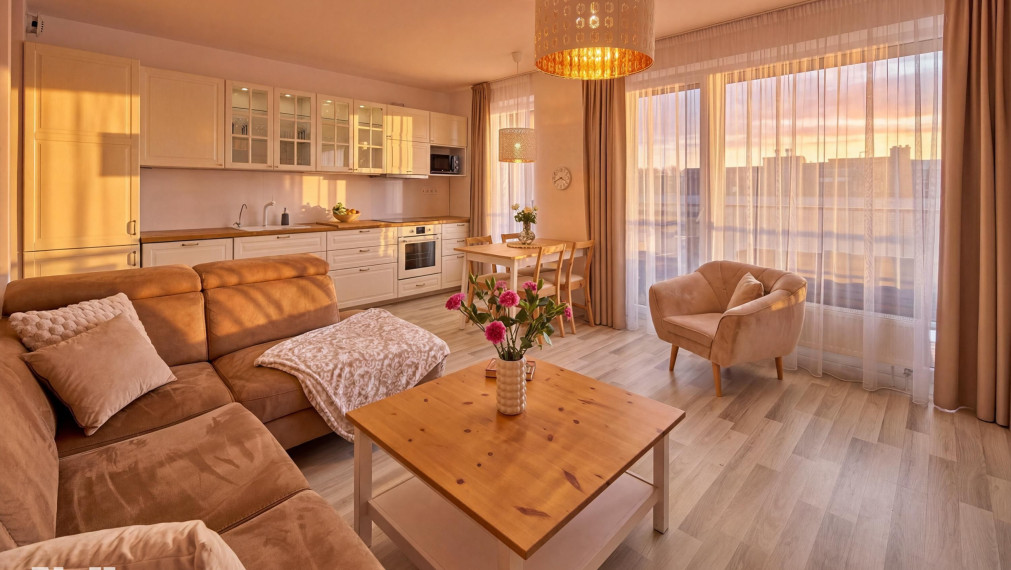 Neibrs | 3 izbový byt s balkónom (8m2) a parkovacím miestom