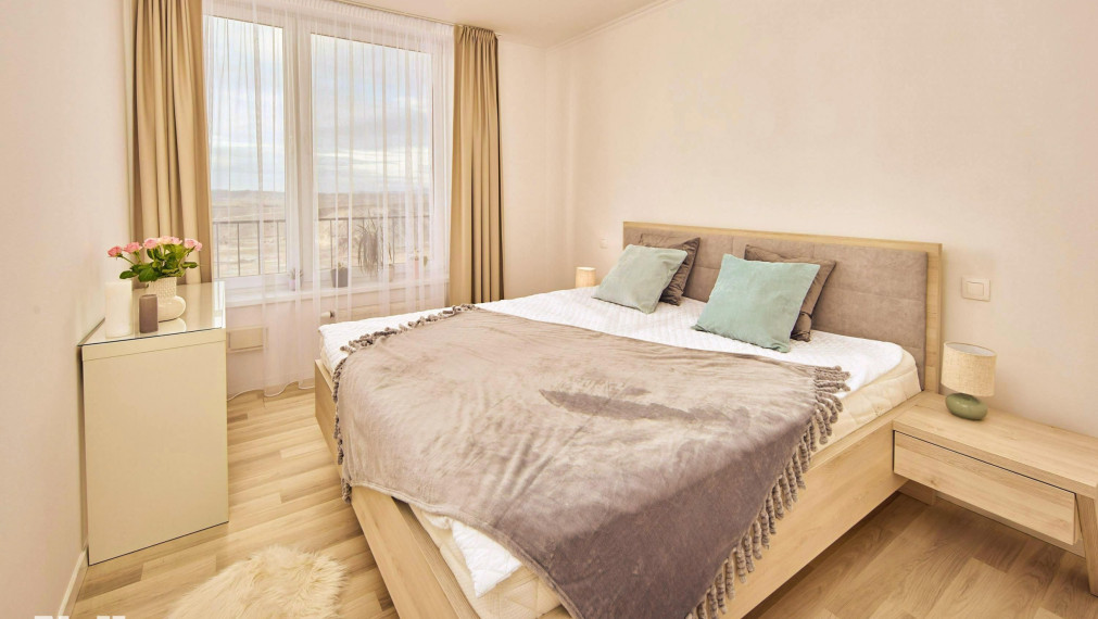 Neibrs | 3 izbový byt s balkónom (8m2) a parkovacím miestom