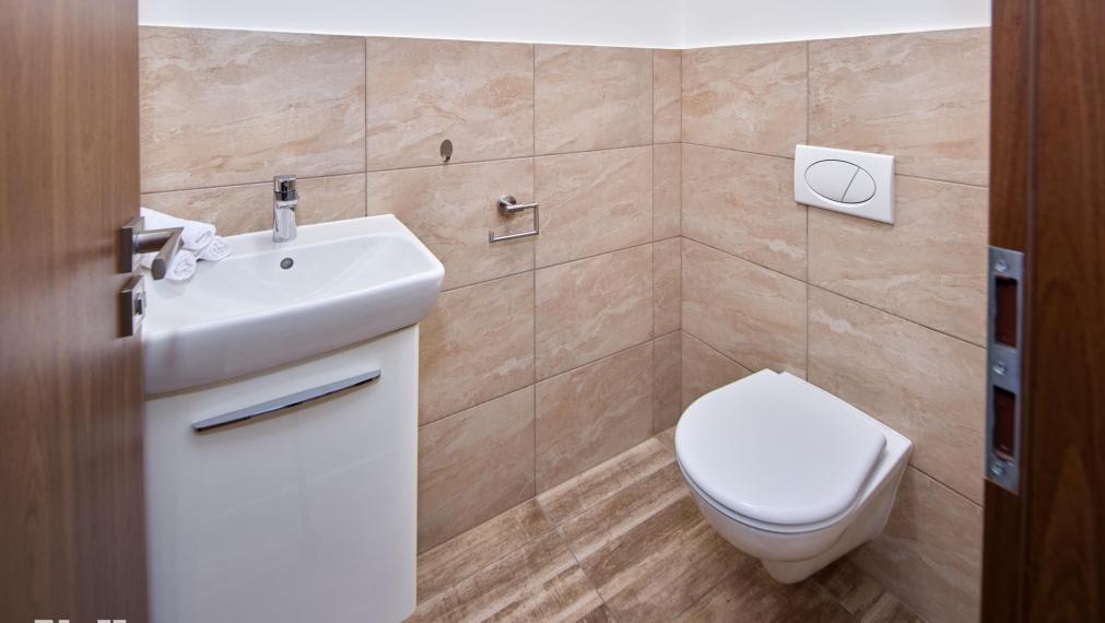 Neibrs | 4 -izbový byt v rodinnom dome s terasou a 2 parkovacími miestami v Bernolákove