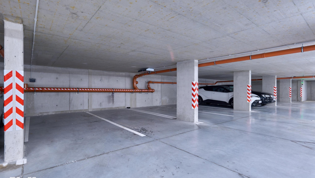 Neibrs | LIVANA- Priestranný 3 izb. byt s balkónom, 2x Parking v garáži