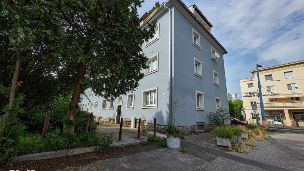 Neibrs | Zariadený klimatizovaný 2 izb byt na Miletičovej ulici 