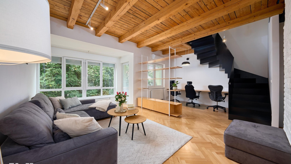 Neibrs | Nivy- 3 izb. byt s loggiou, 112 m2, výťah, Kvetná ul.