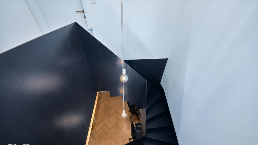 Neibrs | Nivy- 3 izb. byt s loggiou, 112 m2, výťah, Kvetná ul.