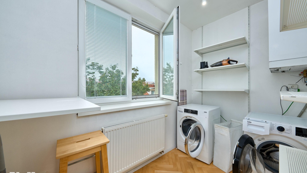 Neibrs | Nivy- 3 izb. byt s loggiou, 112 m2, výťah, Kvetná ul.