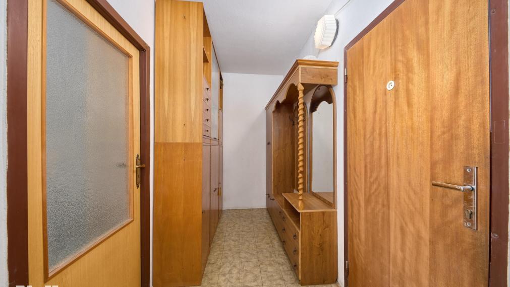 Neibrs | Predaj 3 izb. bytu s loggiou, Mlynarovičova ul.