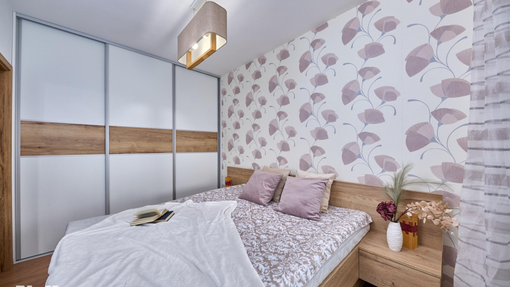 Neibrs | Zariadený 3izb.byt, 557 m2 pozemok, 2x parkovacie miesto