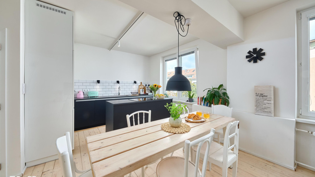 Neibrs | REZERVOVANÉ- 2-izbový byt priamo na Dulovom námestí | 62,5 m² | kompletná rekonštrukcia