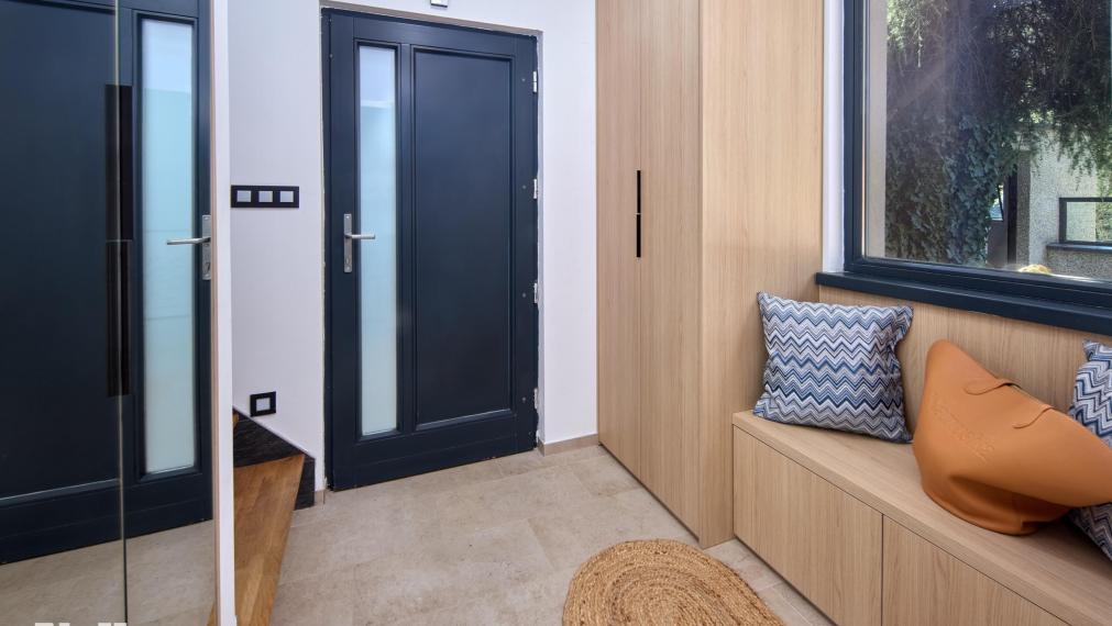 NEIBRS| Na predaj rodinný dom, 90m2m, terasa, 2x parkovanie, záhrada, Devínska Cesta, Bratislava IV
