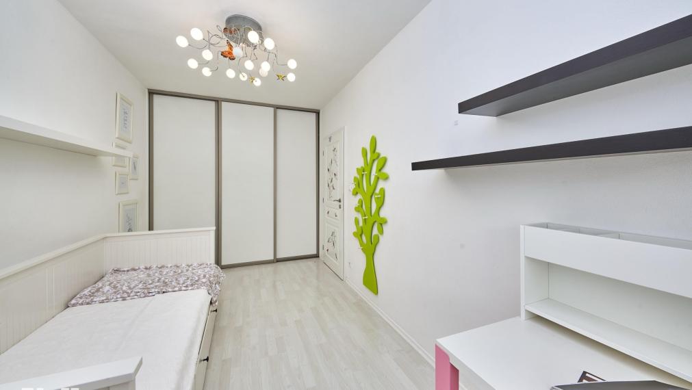 Neibrs | 3-izbový byt s 20 m² terasou a rezidenčnou záhradou | Dlhé diely