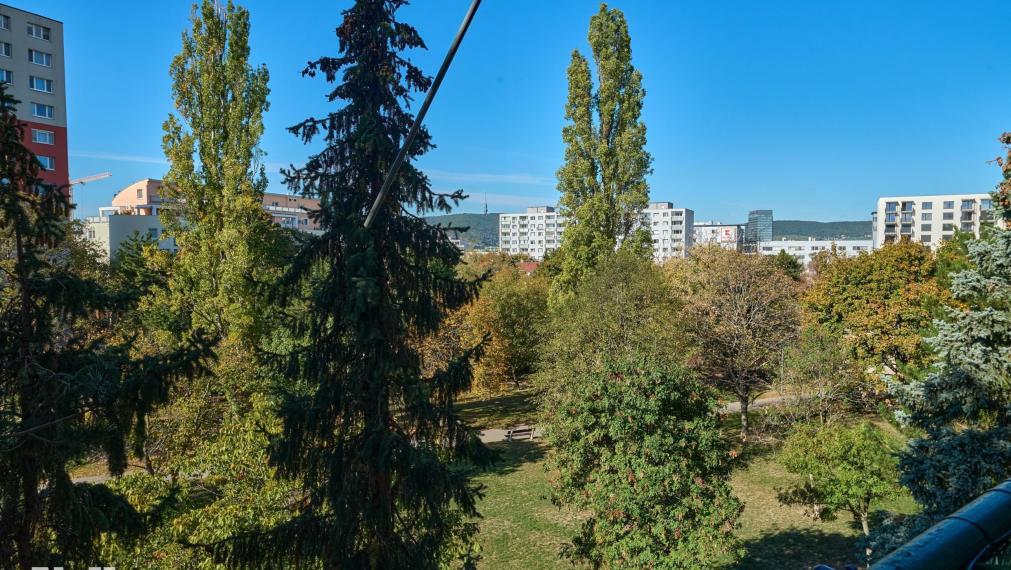Neibrs | 2 izbový byt po kompletnej modernizácii v blízkosti oddychovej zóny Štrkovec