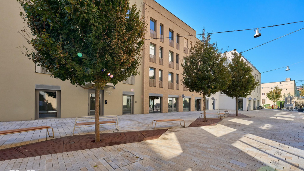 Neibrs | Vydrica - 4 izb. byt s loggiou, kobkou a parkovaním v garáži