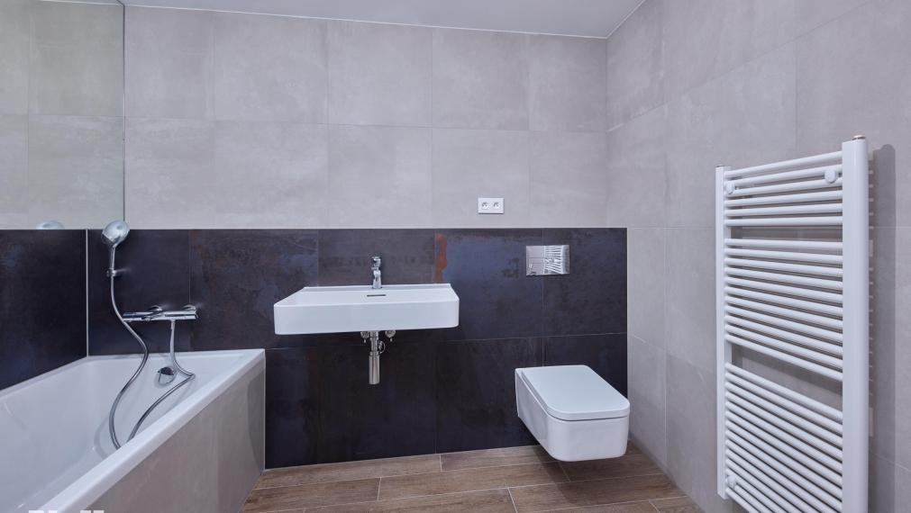 Neibrs | Eurovea Tower - 3 izb. Apartmán, 2 balkóny, parking, kobka