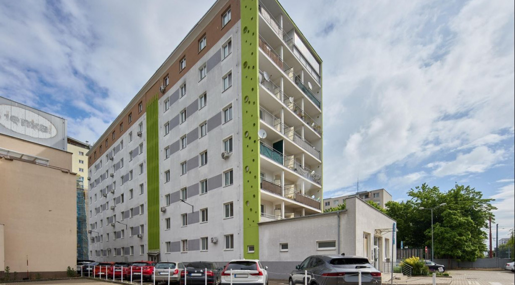 Neibrs | Záhradnícka ul. - Nebytový priestor 122,34 m2, CENA 189.000,- Eur bez DPH