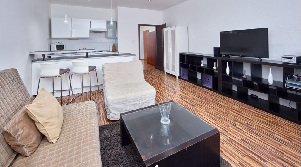 Neibrs | Na predaj 1i byt v úplnom centre s výťahom- Rojko pasáž, 40m2, Obchodná ul., Bratislava I