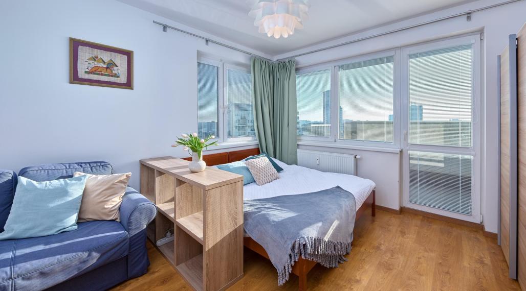 Neibrs | Garsónka - 1izb.byt,zariadený, loggia, klimatizácia