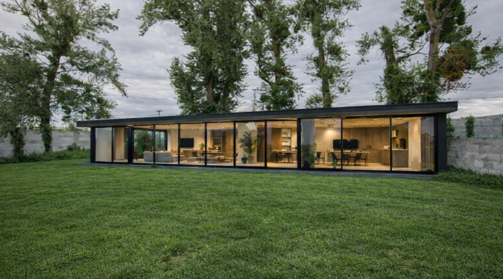 Neibrs | Exkluzívne na predaj pozemok na stavbu rekreačej  chaty, 811m2,  asfaltová prístupová cesta, voda, elektrina, Devínske jazero, Bratislava