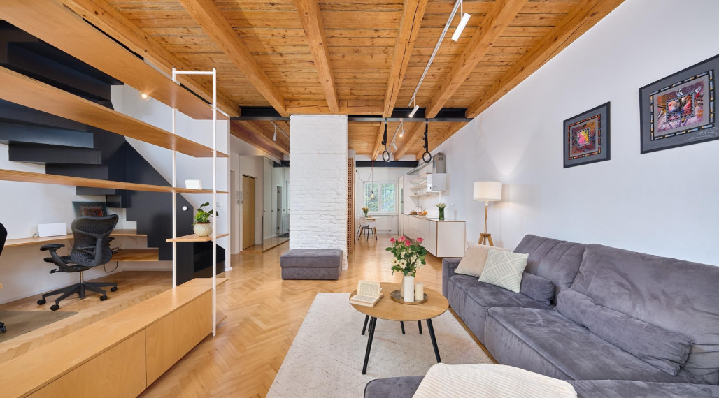 Neibrs | Nivy- 3 izb. byt s loggiou, 112 m2, výťah, Kvetná ul.