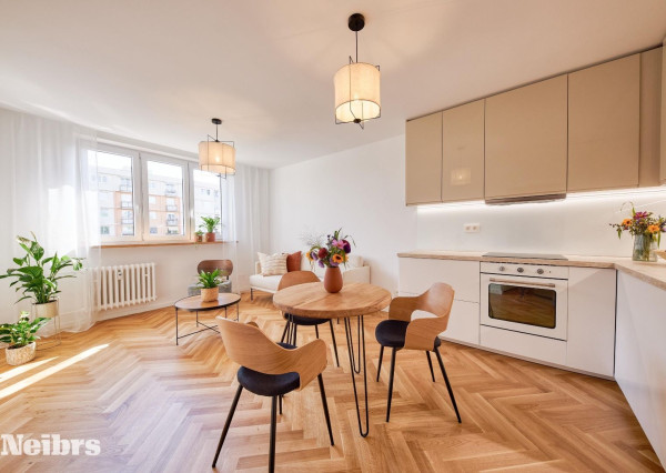 Neibrs | Prenájom 2 izb. bytu po kompletnej rekonštrukcii s balkónom, Exnárova ul. Ružinov