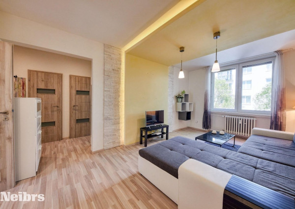 Neibrs | Prenájom 2 izb. bytu v TOP lokalite na Kvačalovej ul.